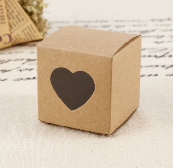  Kraft Paper Brown Chocolate Box with Hear Shape Window	