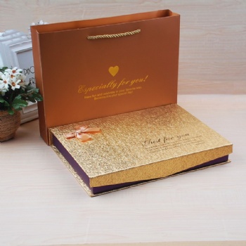  Chocolate Rigid Box with Divider	