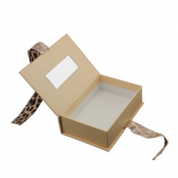  Rigid Gift Box with Clear window	