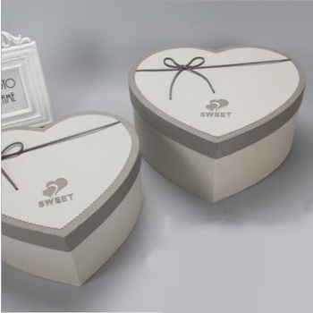  Heart Shape Flower Box	