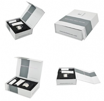  Magnetic closure skincare set box	